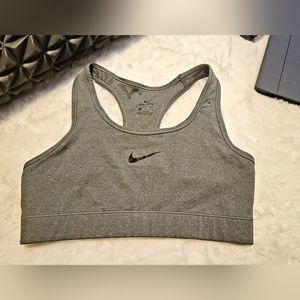 Nike Women's Victory Compression Bra Plus